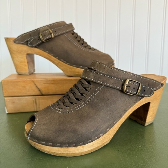 No. 6 Handmade by Sven Braid-Front Convertible Clogs in Taupe Nubuck *USA Made* - Picture 14 of 14